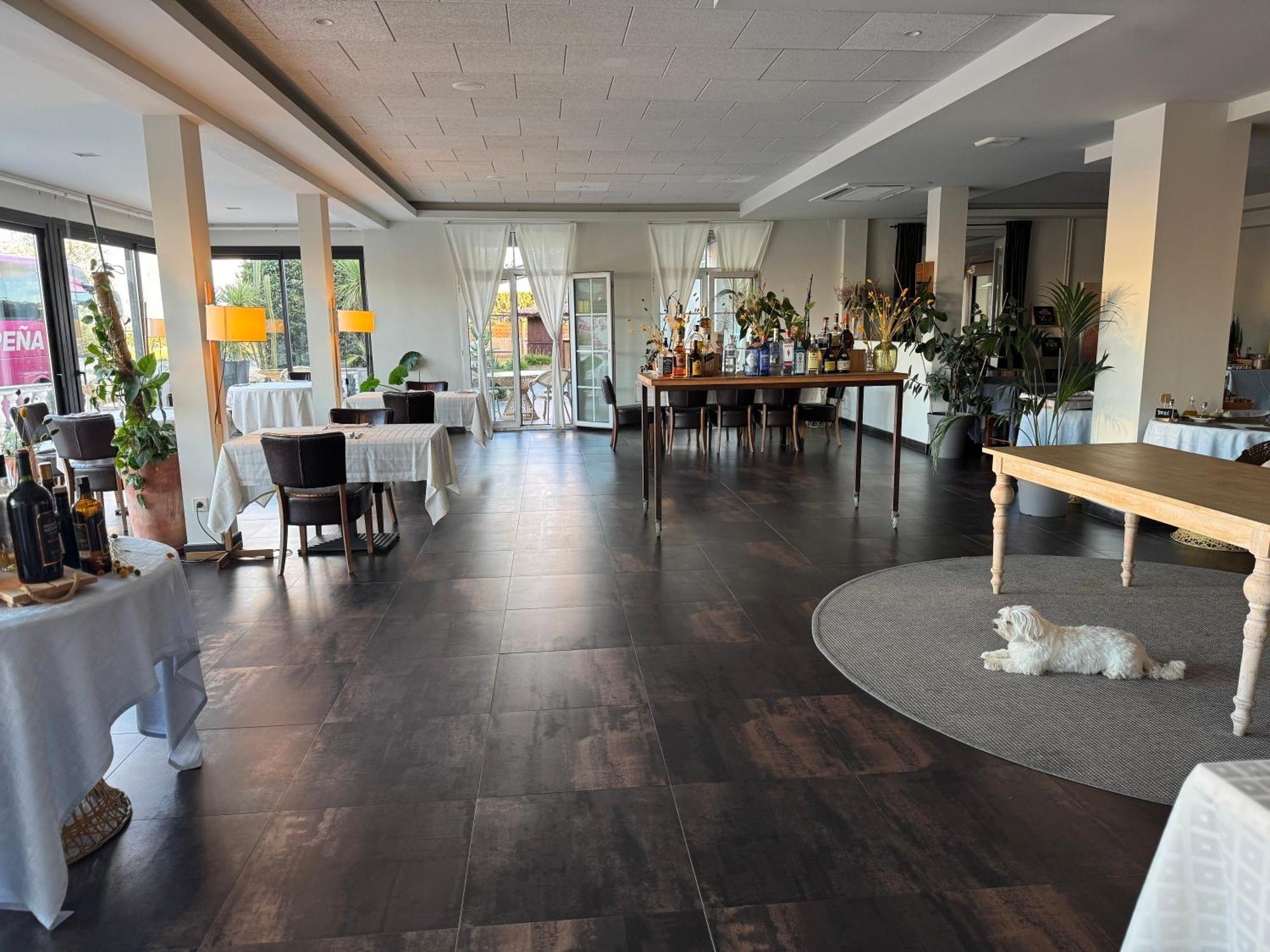 Hotel & Restaurant Figueres Parc Los Hostalets de Llers Екстериор снимка