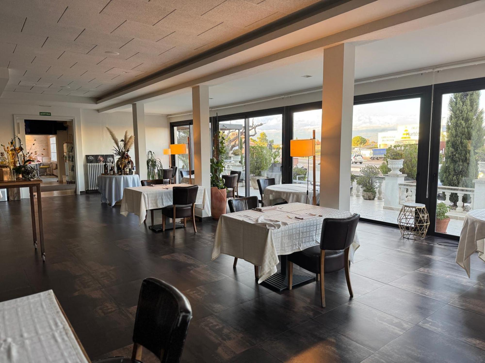 Hotel & Restaurant Figueres Parc Los Hostalets de Llers Екстериор снимка